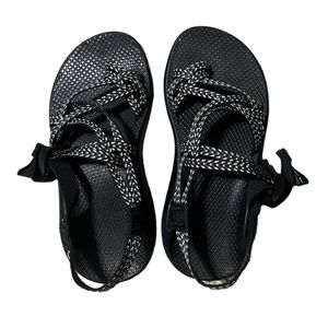 Chaco Size 7